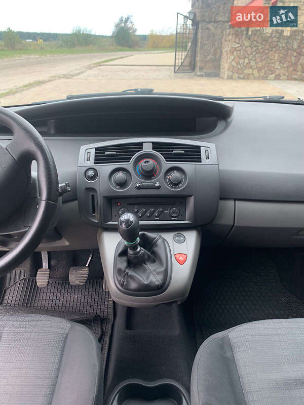 Минивэн Renault Scenic 2007 в Золочеве