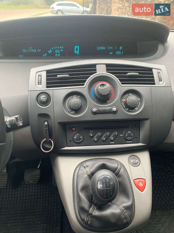 Минивэн Renault Scenic 2007 в Золочеве