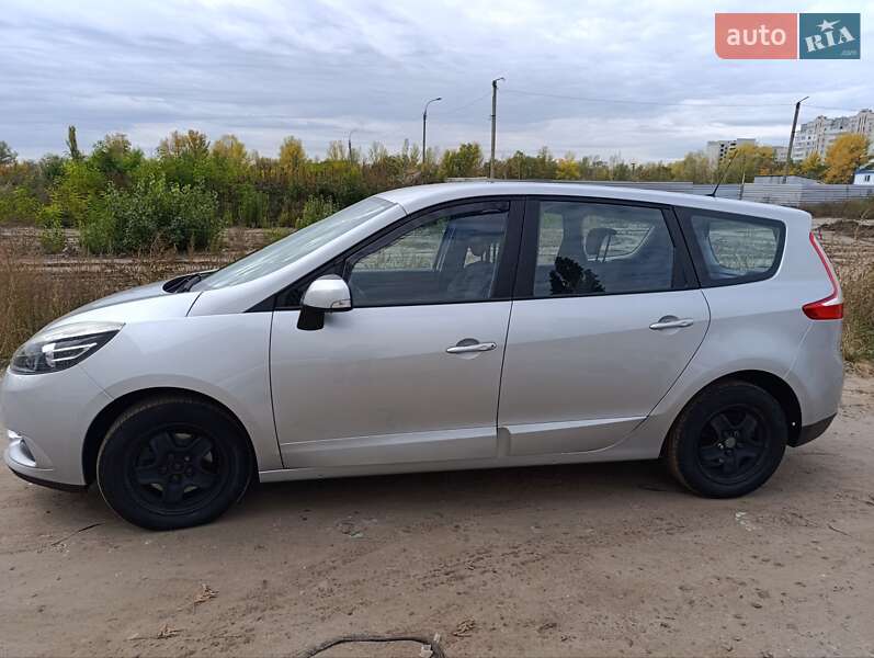 Минивэн Renault Scenic 2013 в Черкассах