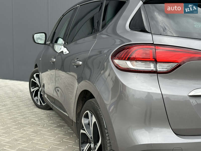 Мінівен Renault Scenic 2016 в Луцьку