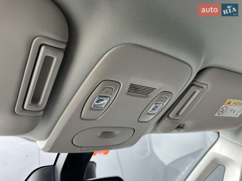 Мінівен Renault Scenic 2016 в Луцьку