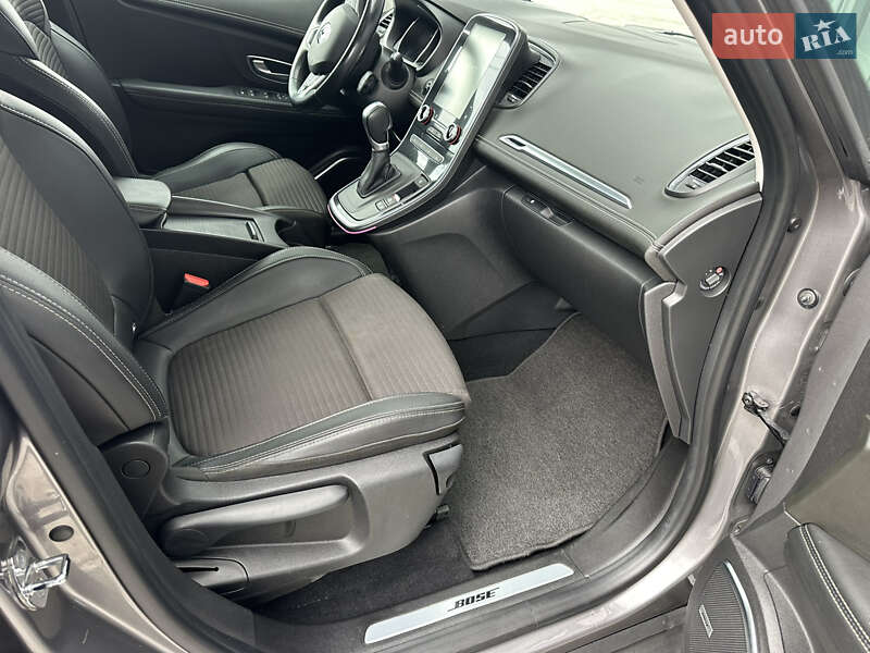Мінівен Renault Scenic 2016 в Луцьку