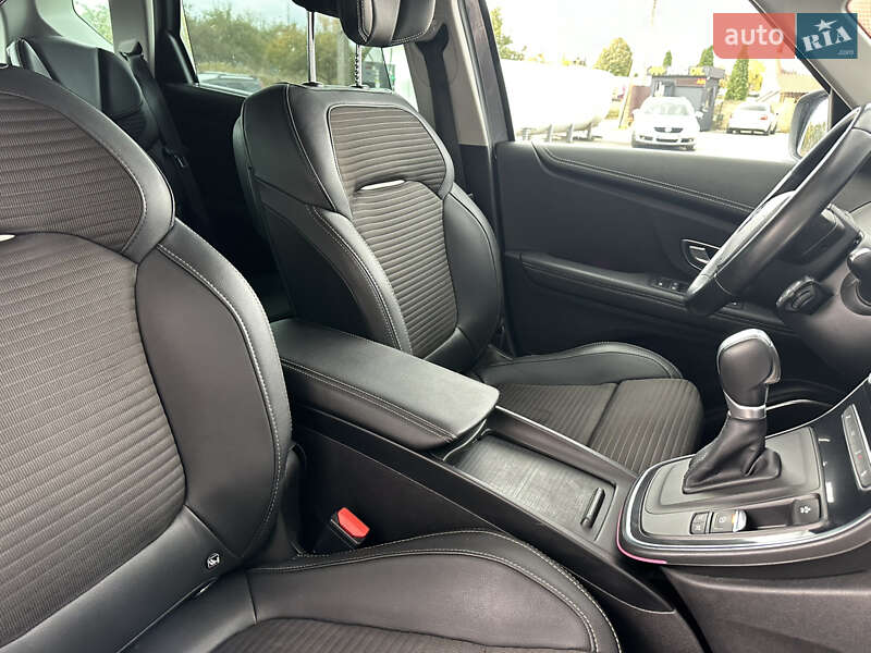 Мінівен Renault Scenic 2016 в Луцьку