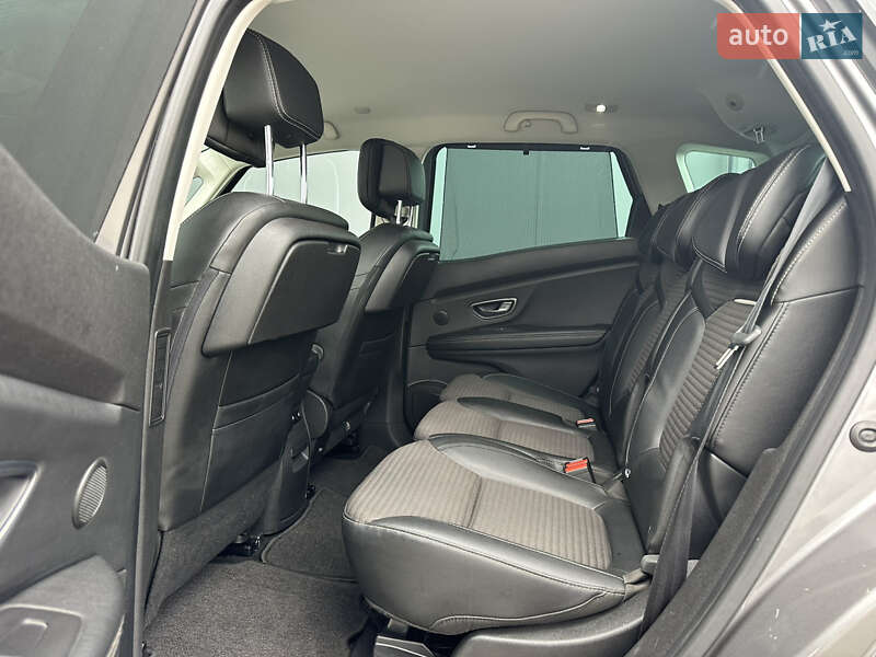 Мінівен Renault Scenic 2016 в Луцьку