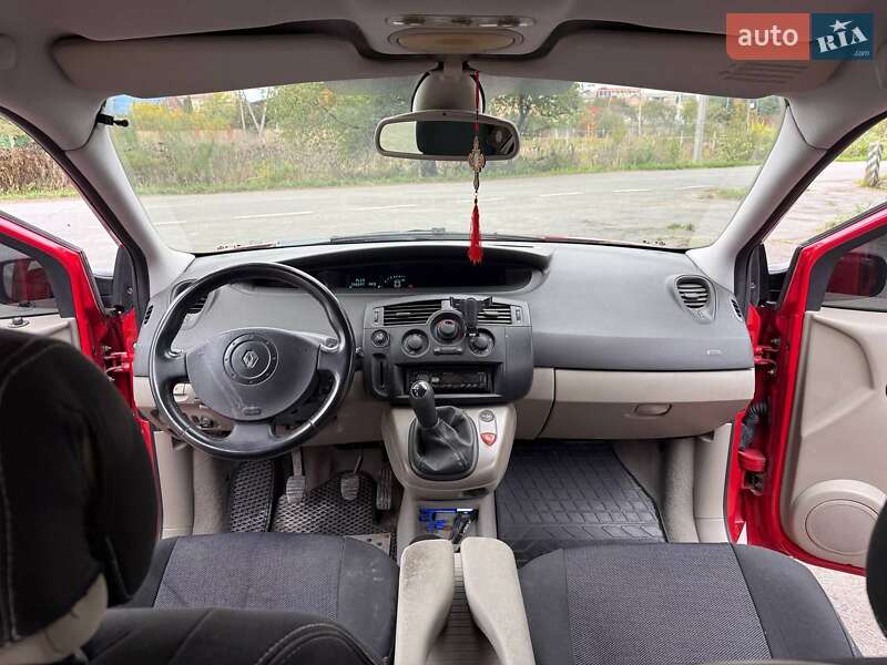 Минивэн Renault Scenic 2004 в Виннице