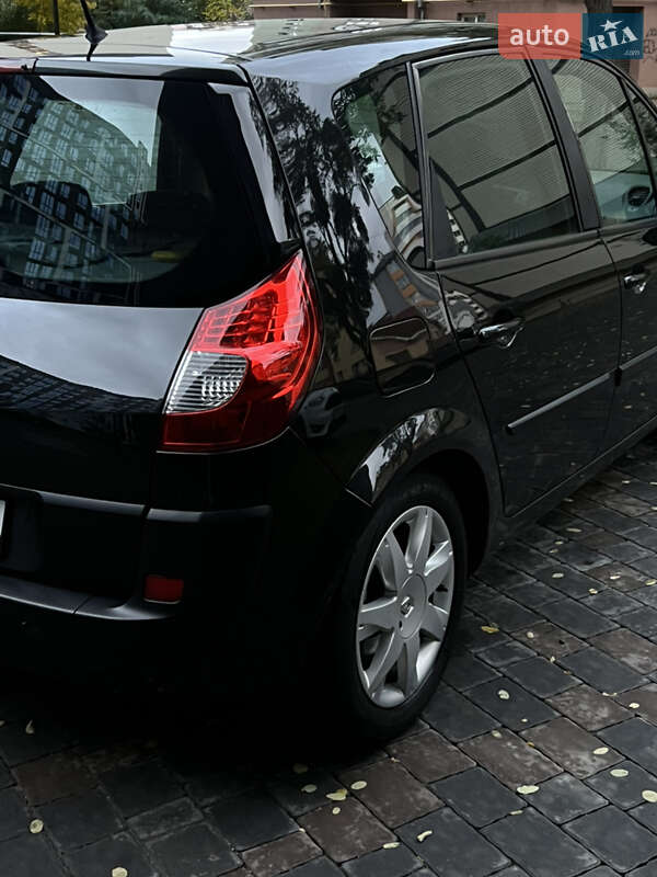 Мінівен Renault Scenic 2007 в Івано-Франківську фото 26 Мінівен Renault Scenic 2007 в Івано-Франківську