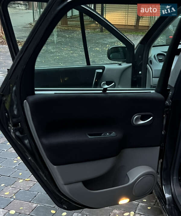 Мінівен Renault Scenic 2007 в Івано-Франківську фото 47 Мінівен Renault Scenic 2007 в Івано-Франківську