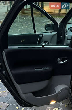 Минивэн Renault Scenic 2007 в 