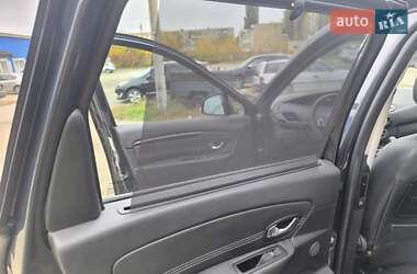 Минивэн Renault Scenic 2011 в 