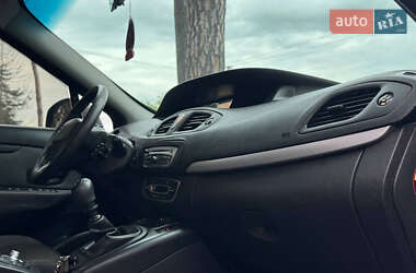 Мінівен Renault Scenic 2011 в 