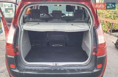 Минивэн Renault Scenic 2003 в 