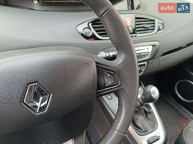 Мінівен Renault Scenic 2011 в Ніжині фото 27 Мінівен Renault Scenic 2011 в Ніжині