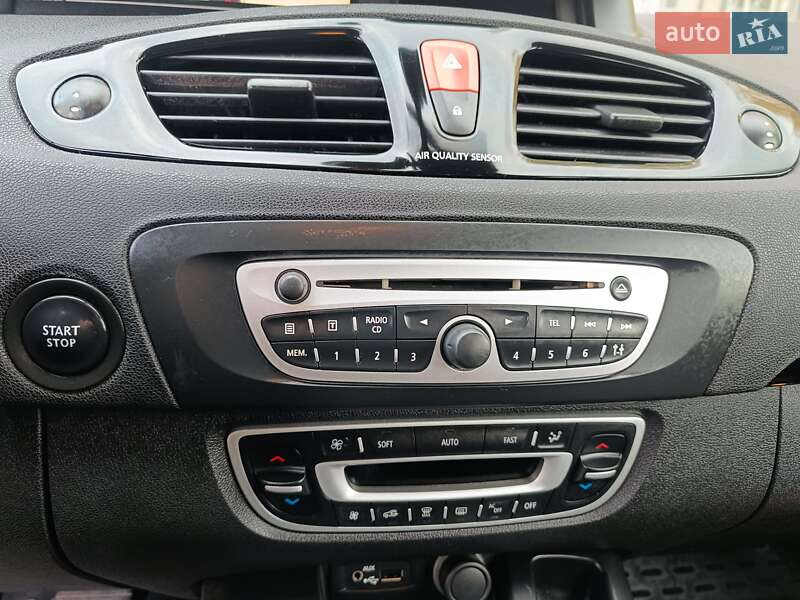 Мінівен Renault Scenic 2011 в Ніжині фото 30 Мінівен Renault Scenic 2011 в Ніжині