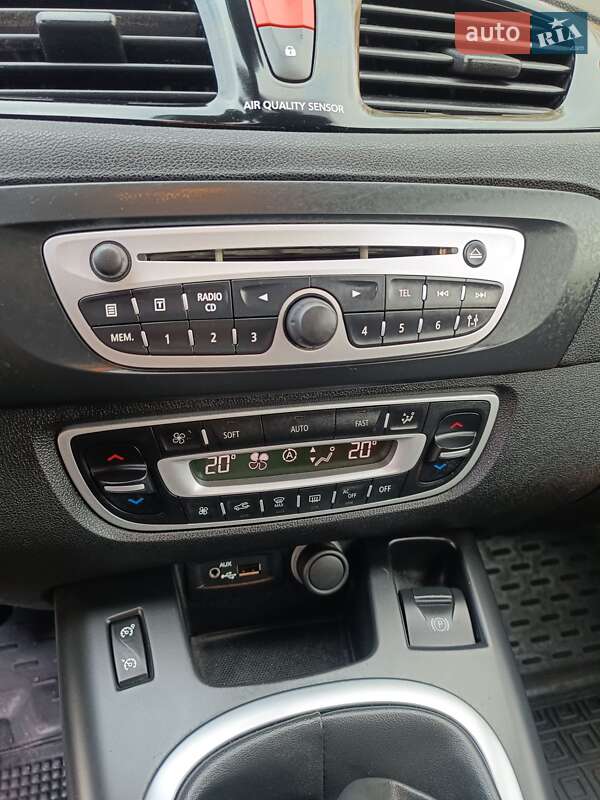 Мінівен Renault Scenic 2011 в Ніжині фото 32 Мінівен Renault Scenic 2011 в Ніжині