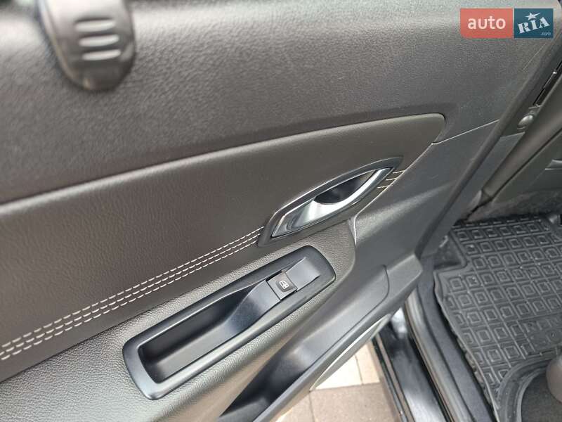 Мінівен Renault Scenic 2011 в Ніжині фото 40 Мінівен Renault Scenic 2011 в Ніжині