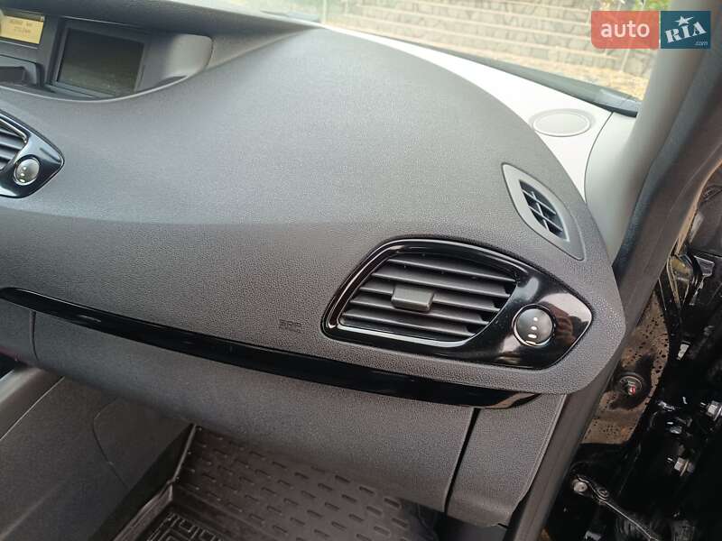 Мінівен Renault Scenic 2011 в Ніжині фото 56 Мінівен Renault Scenic 2011 в Ніжині