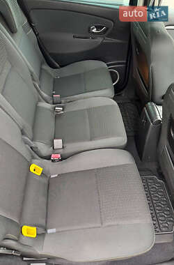 Минивэн Renault Scenic 2009 в 