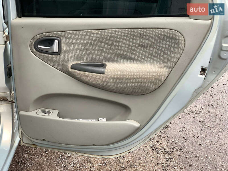 Минивэн Renault Scenic 2002 в Виннице