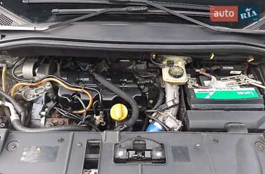 Минивэн Renault Scenic 2009 в 