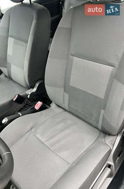 Минивэн Renault Scenic 2012 в 