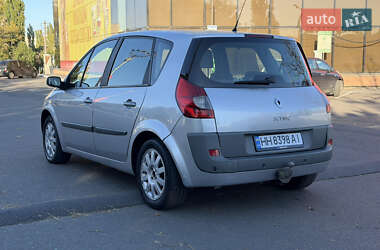 Минивэн Renault Scenic 2008 в  фото 9 Минивэн Renault Scenic 2008 в