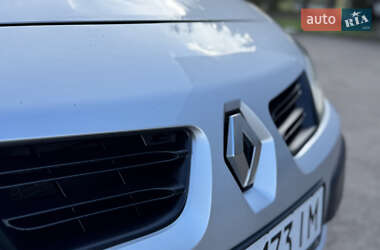 Мінівен Renault Scenic 2007 в  фото 14 Мінівен Renault Scenic 2007 в