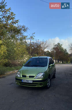 Минивэн Renault Scenic 2000 в 