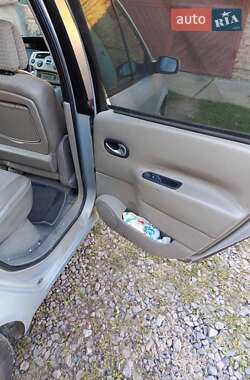 Минивэн Renault Scenic 2003 в 