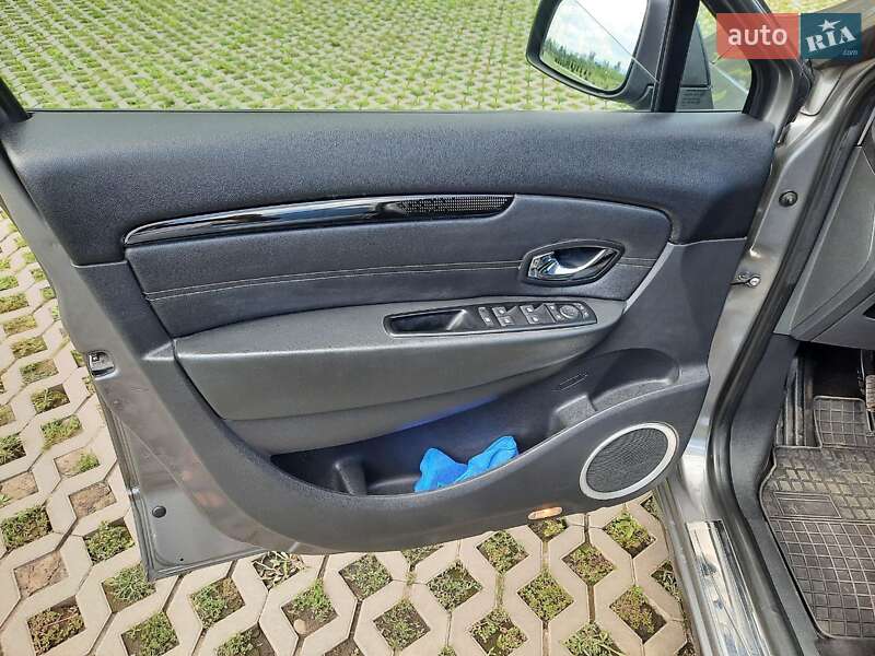 Мінівен Renault Scenic 2012 в Коломиї