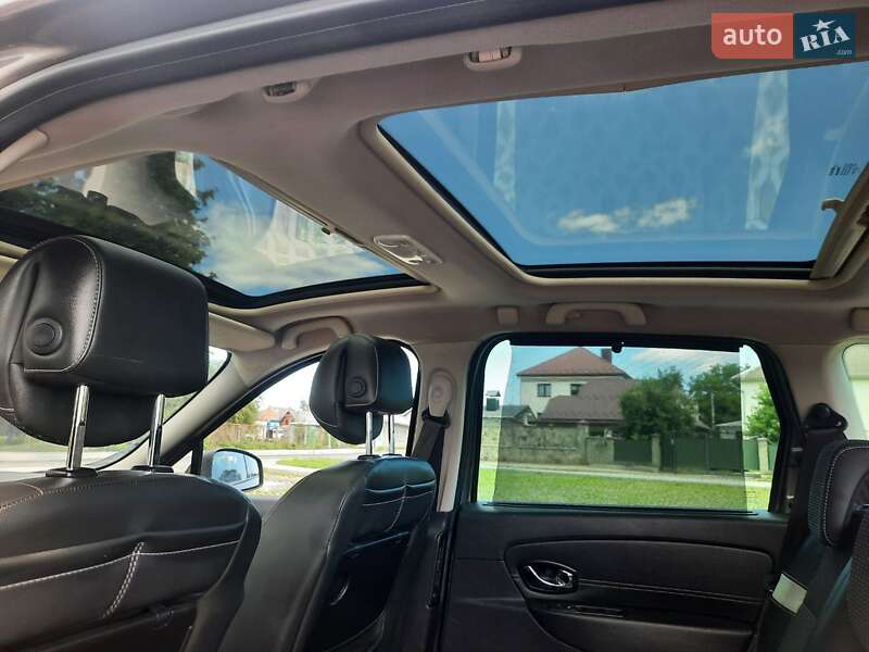 Мінівен Renault Scenic 2012 в Коломиї