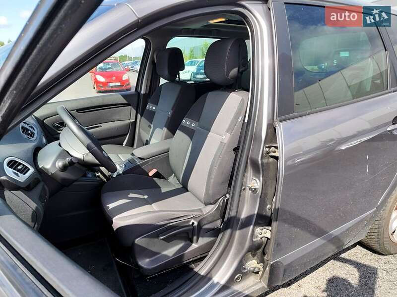 Мінівен Renault Scenic 2012 в Чернігові фото 10 Мінівен Renault Scenic 2012 в Чернігові