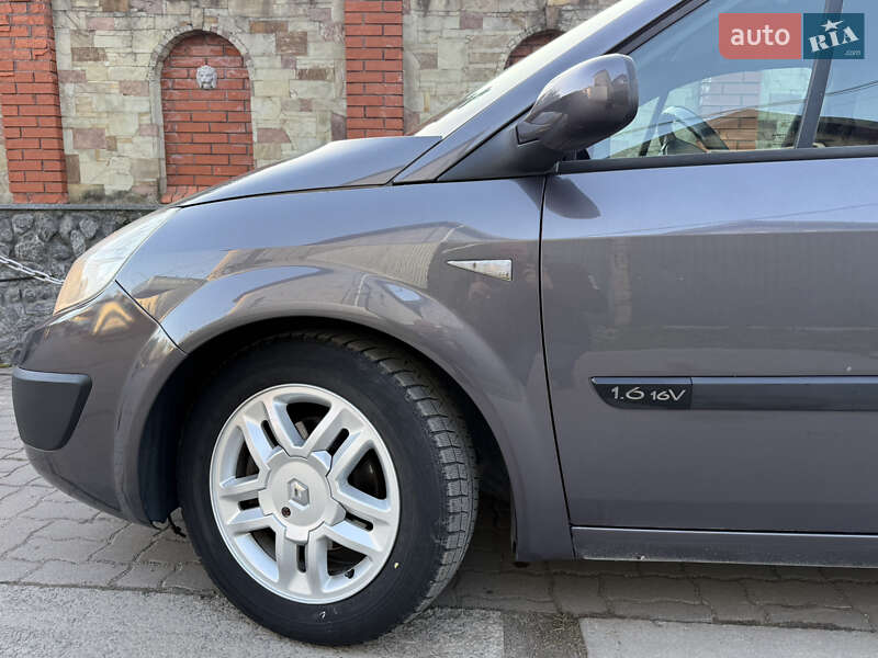 Минивэн Renault Scenic 2005 в Красилове фото 64 Минивэн Renault Scenic 2005 в Красилове