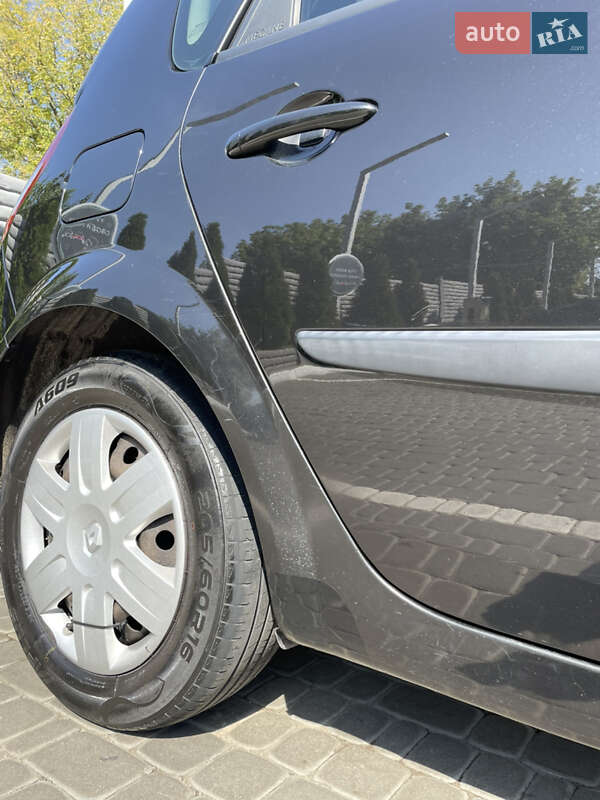 Мінівен Renault Scenic 2006 в Харкові