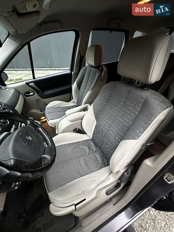 Мінівен Renault Scenic 2003 в Хмельницькому фото 11 Мінівен Renault Scenic 2003 в Хмельницькому