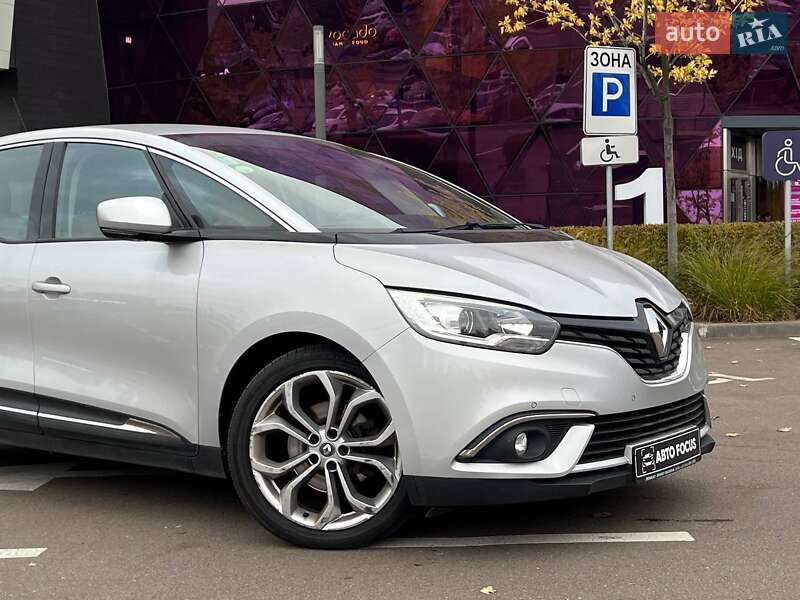 Минивэн Renault Scenic 2017 в Киеве