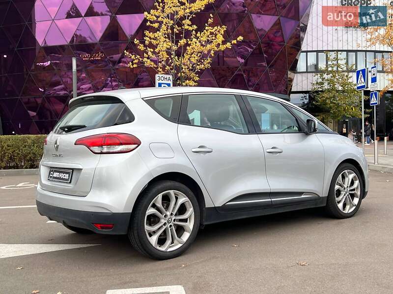Минивэн Renault Scenic 2017 в Киеве