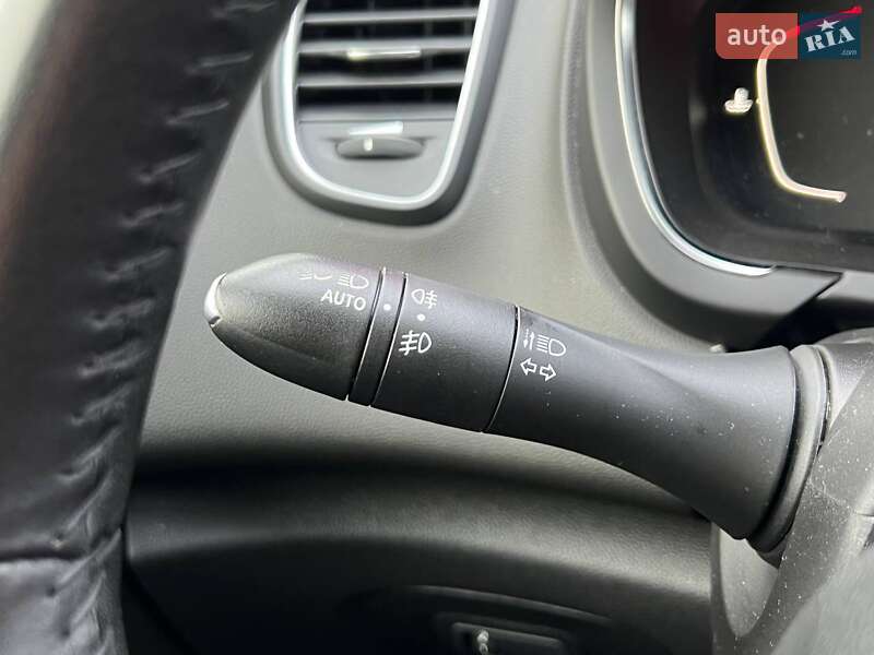 Минивэн Renault Scenic 2017 в Киеве