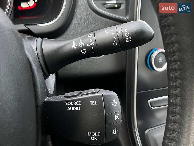 Минивэн Renault Scenic 2017 в Киеве