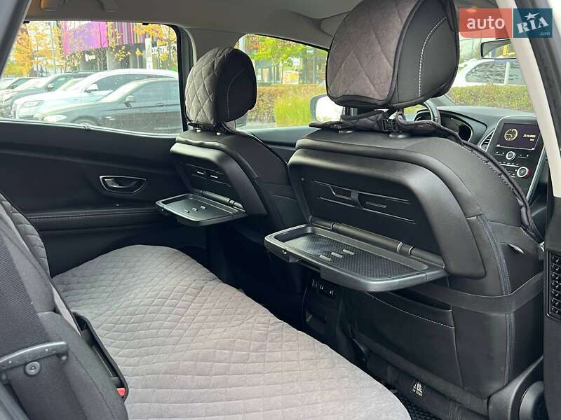 Минивэн Renault Scenic 2017 в Киеве