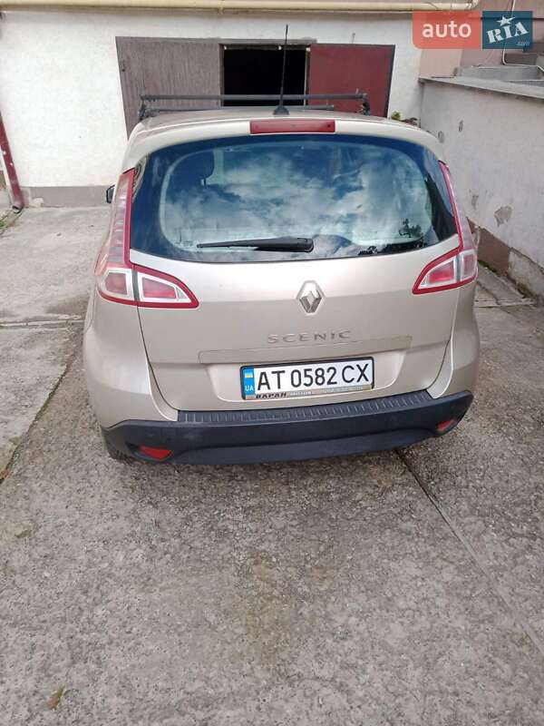 Минивэн Renault Scenic 2009 в Ивано-Франковске