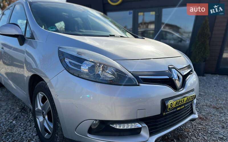 Мінівен Renault Scenic 2015 в Коломиї