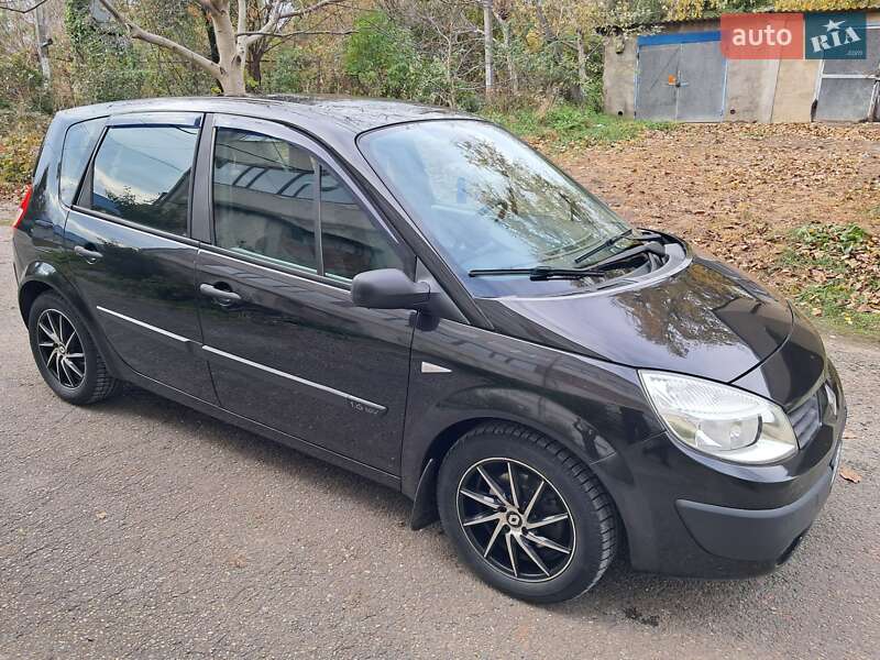 Минивэн Renault Scenic 2006 в Черновцах