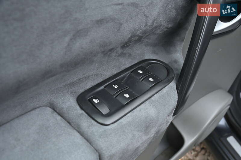 Минивэн Renault Scenic 2008 в Бердичеве фото 21 Минивэн Renault Scenic 2008 в Бердичеве