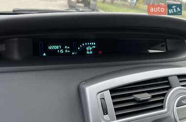 Мінівен Renault Scenic 2006 в  фото 19 Мінівен Renault Scenic 2006 в