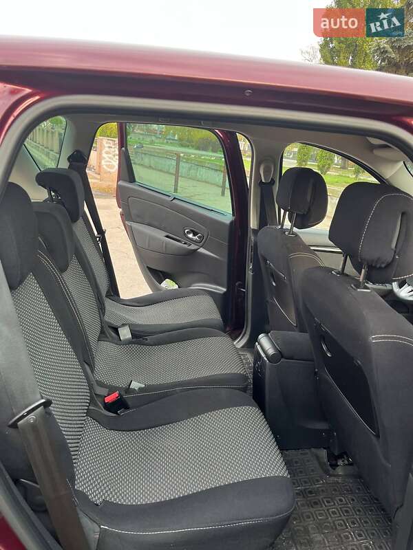 Минивэн Renault Scenic 2012 в Кропивницком