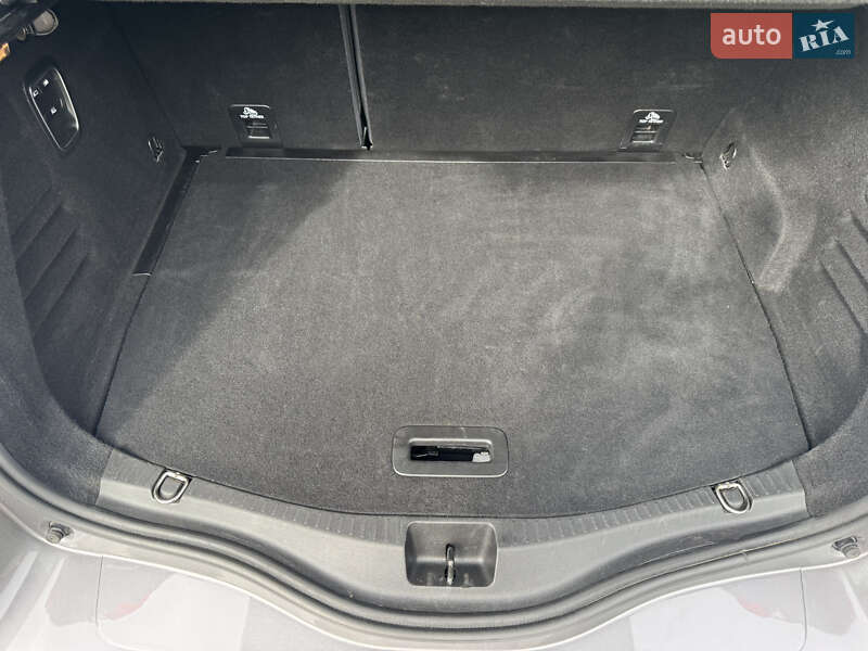 Минивэн Renault Scenic 2016 в Хмельницком