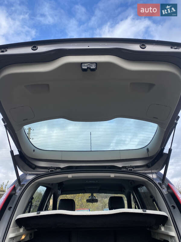 Минивэн Renault Scenic 2011 в Ровно