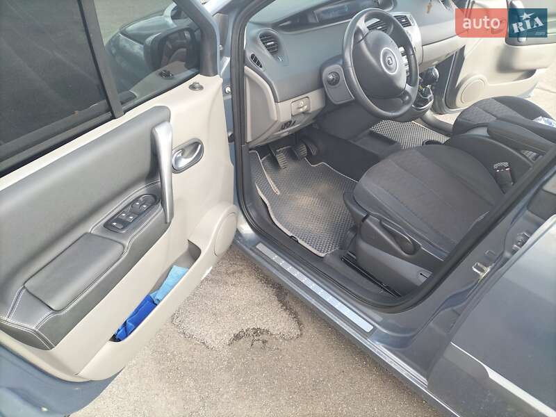 Мінівен Renault Scenic 2006 в Хмельницькому