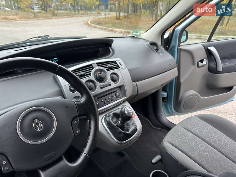 Минивэн Renault Scenic 2008 в Днепре фото 15 Минивэн Renault Scenic 2008 в Днепре