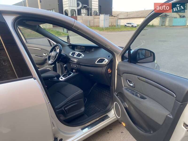 Мінівен Renault Scenic 2009 в Чернігові